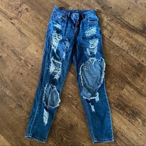 Fashion Nova Ripped Mom Jeans